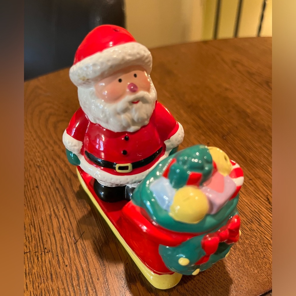 Christmas Santa and Sleigh Salt & Pepper Shakers